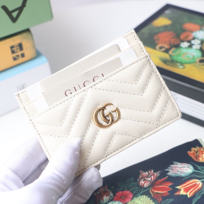G*u*i wallets & purse